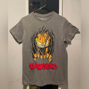 Casual Gray Classic Garfield T-Shirt in Great Condition. Size Adult Small. $6.